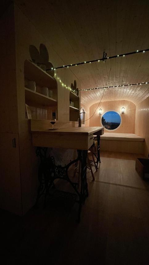 Glamping - Stylova Maringotka V Srdci Ladova Kraje, Pobliz Hlavniho Mesta Prahy Stribrna Skalice 外观 照片