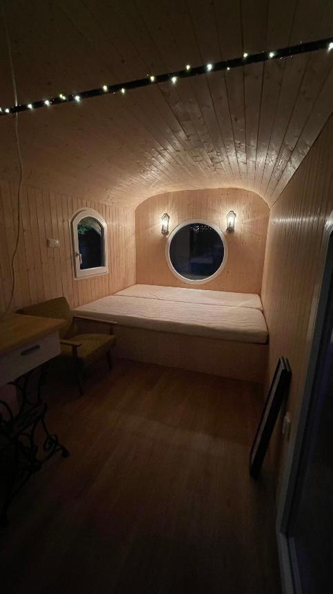 Glamping - Stylova Maringotka V Srdci Ladova Kraje, Pobliz Hlavniho Mesta Prahy Stribrna Skalice 外观 照片