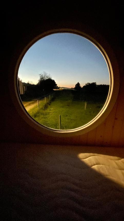 Glamping - Stylova Maringotka V Srdci Ladova Kraje, Pobliz Hlavniho Mesta Prahy Stribrna Skalice 外观 照片
